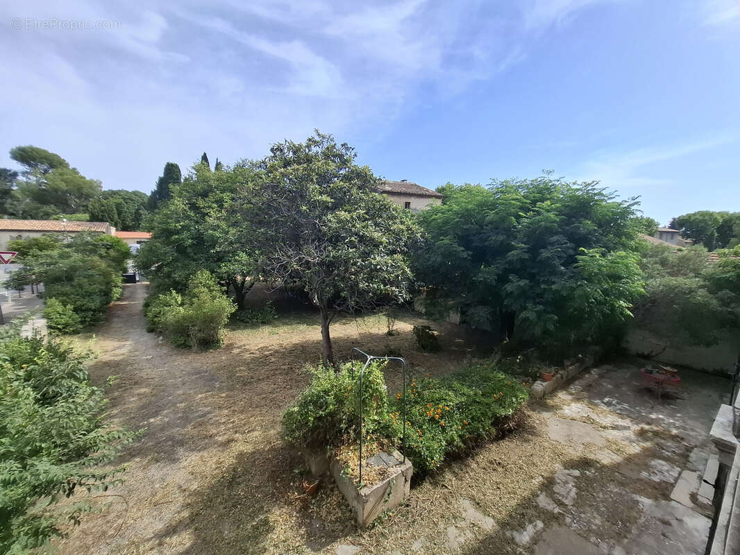 Maison à FONTVIEILLE