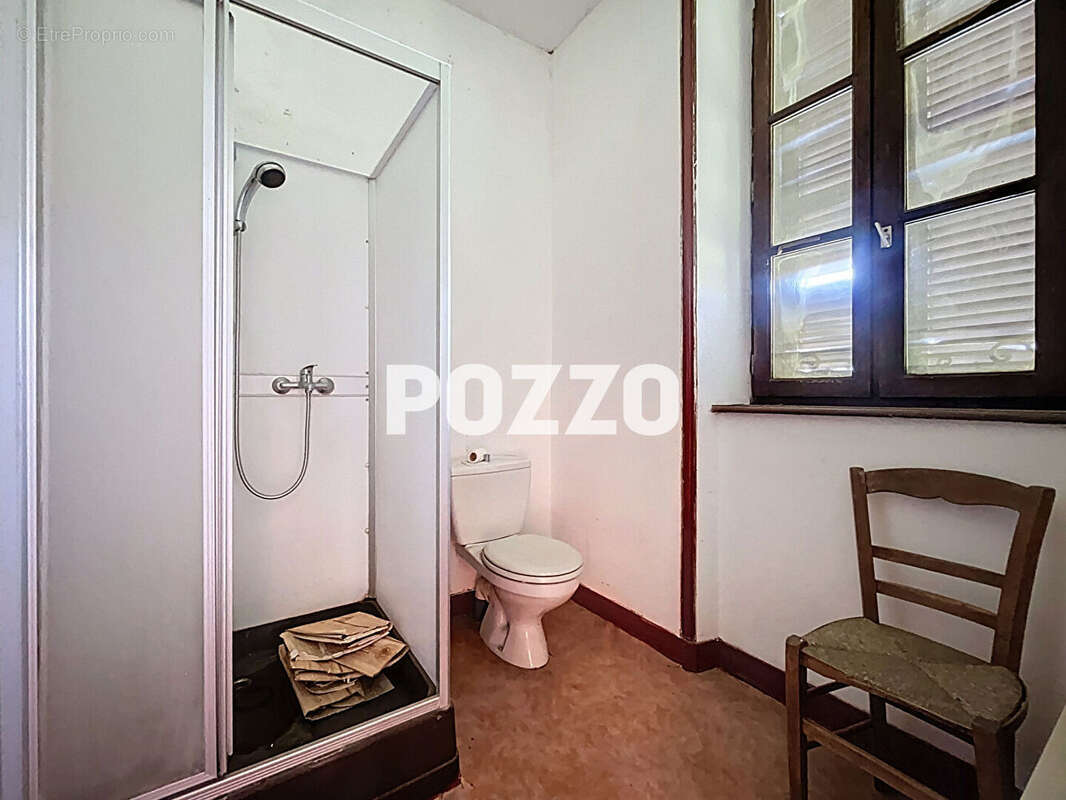 Maison à SAINT-MICHEL-DE-MONTJOIE