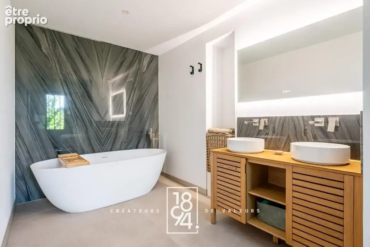 Maison de Ville - 116 m2 - Terrasse - Rénové - Coup de cœur - photo 9
