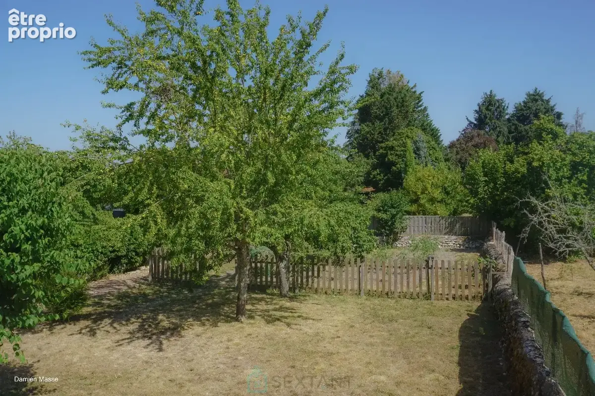 Charmante demeure en pierre, nichée sur les hauteurs de la petite Venise du Périgord. - photo 5