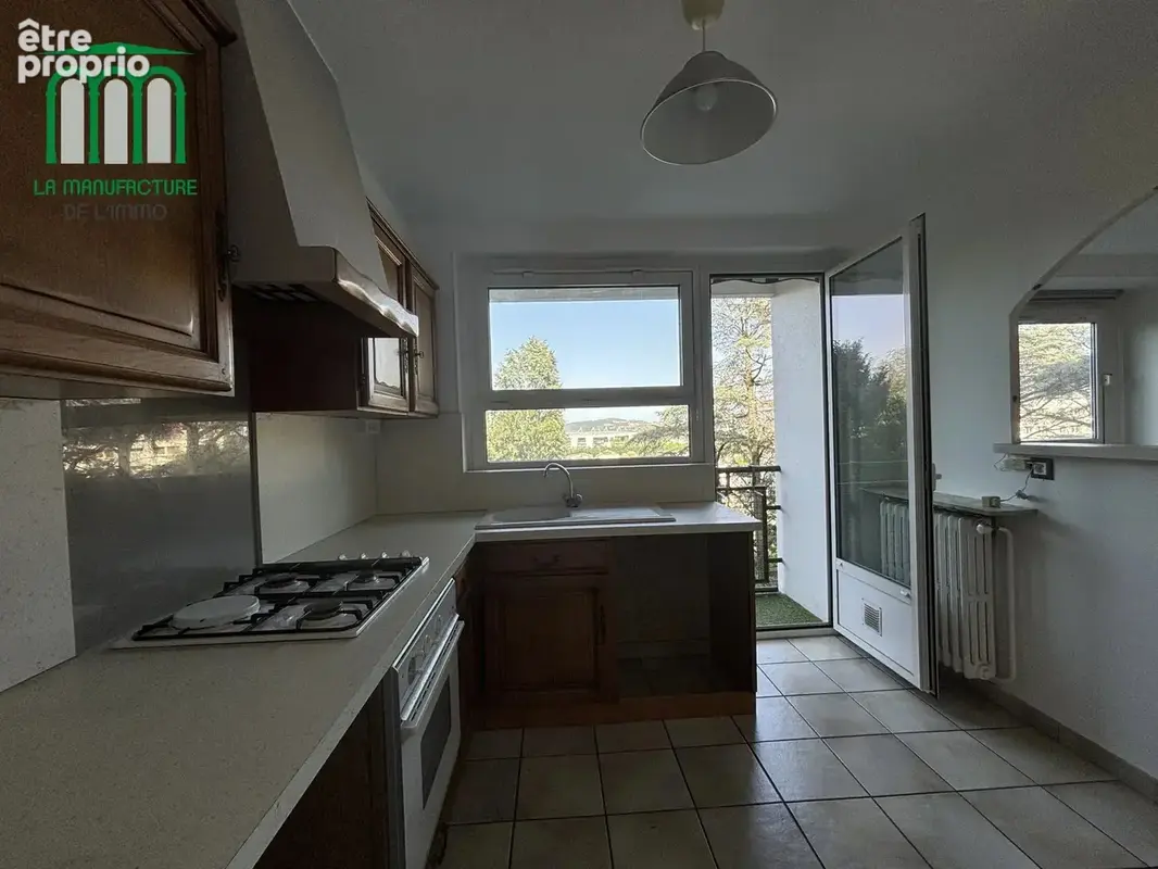 Saint Etienne Bergson Bel Air - Appartement T3 de 66,92m² avec balcon et cave - photo 2