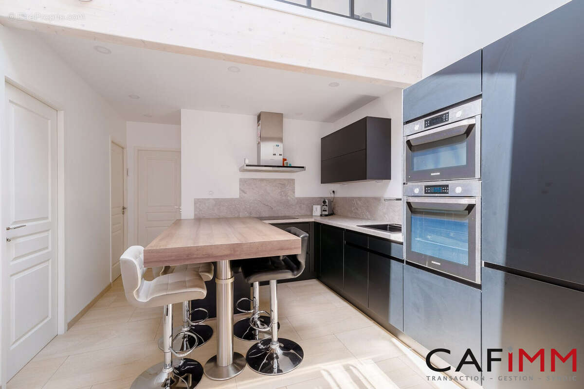 Maison à VILLEURBANNE