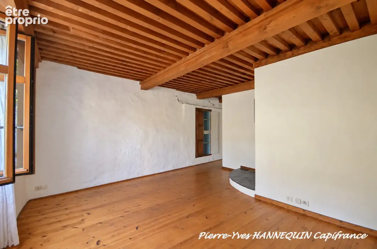 Appartement T3 duplex 76m2 au cœur de la cité médiévale de Conflans - photo 4