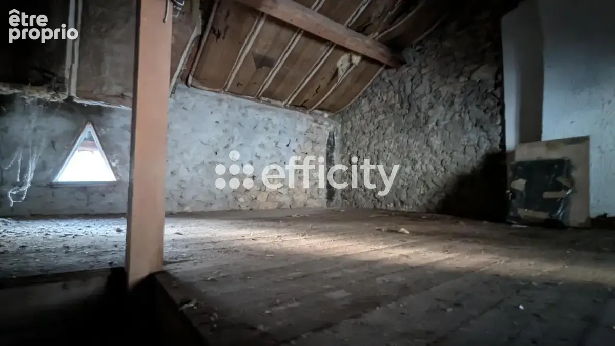 Maison 3 pièces 38 m² à vendre à Saint-Remy-Sur-Durolle (63550) - photo 8