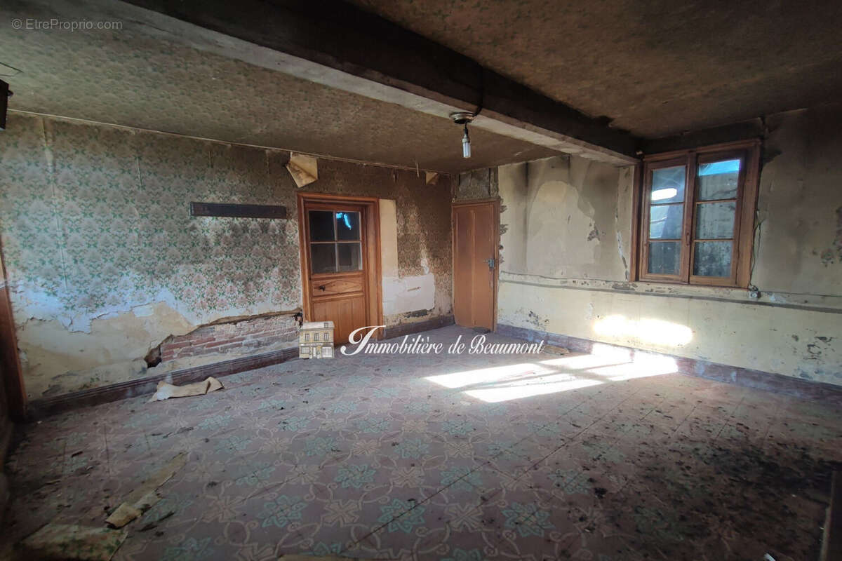 Maison à BEAUMONT-LE-ROGER