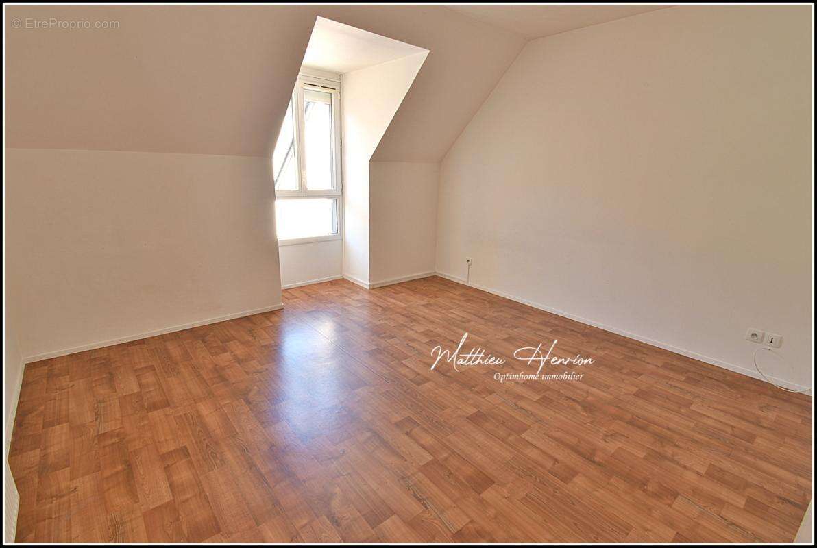 EN EXCLUSIVITÉ – Maison 3 chambres avec jardin et garage à Saint-Sébastien-de-Morsent - photo 10