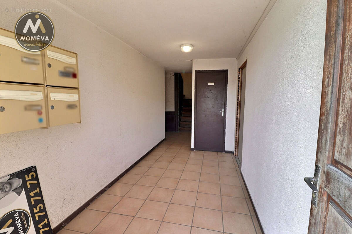 Appartement à DUNIERES