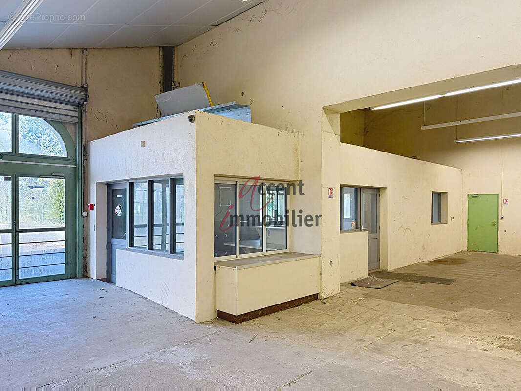 Commerce à SAINT-ANDIOL