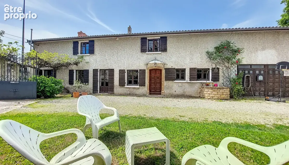 Maison - 5 Chambres - Cellier - Jardin - 2 Places de stationnement - Proche commodités - photo 4