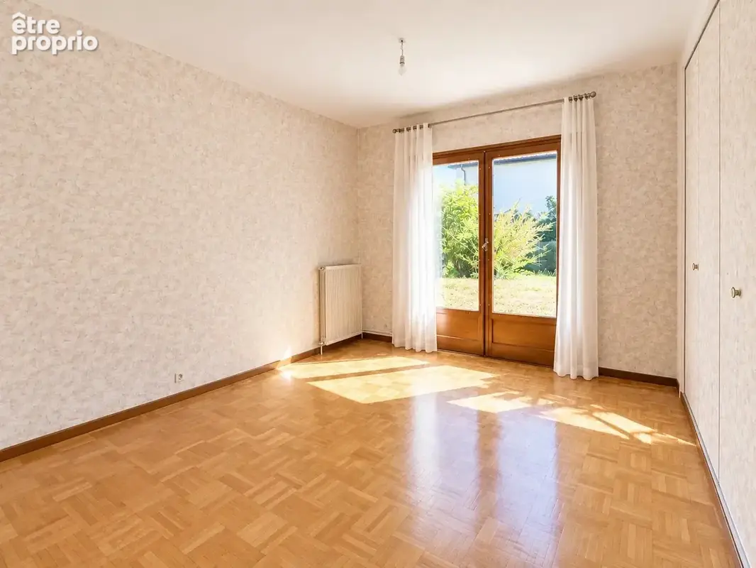 Maison familiale sur sous sol complet - 8 pièces – 189 m² - photo 7