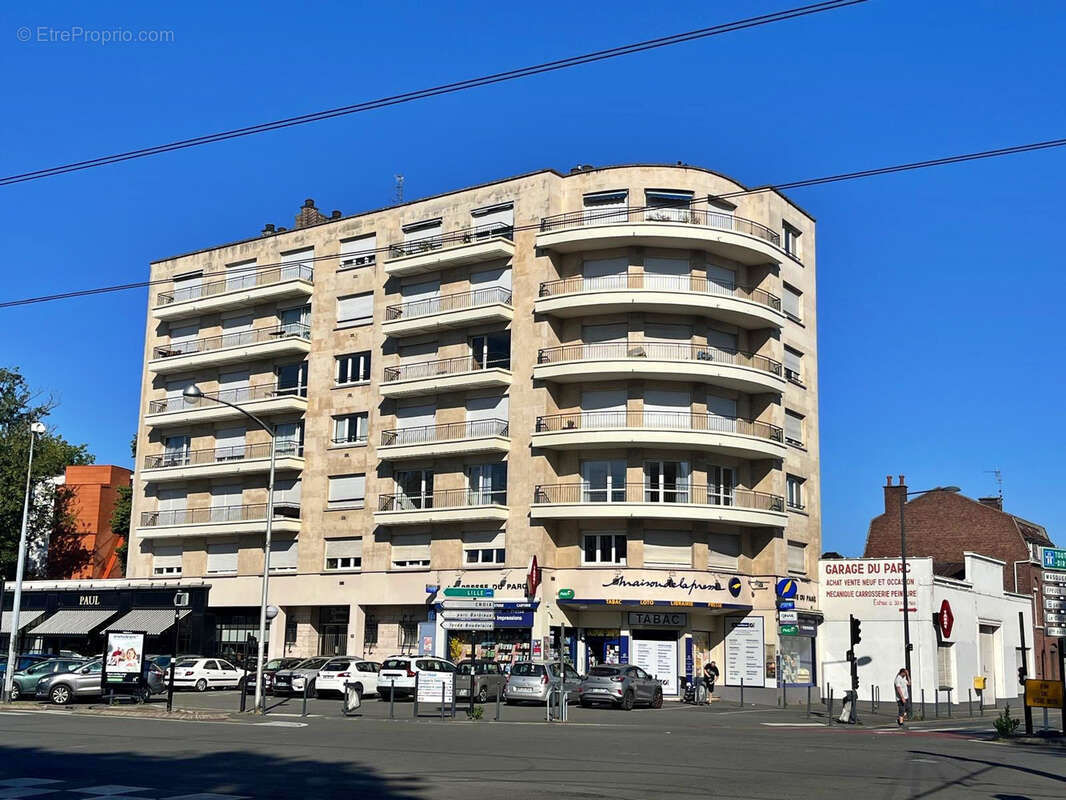 Appartement 1/2 chambres tram/metro - photo 7