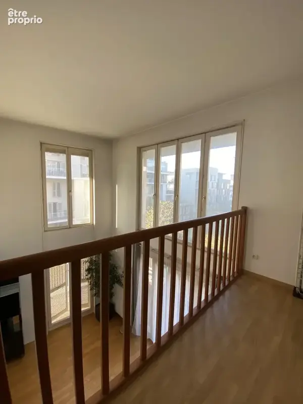 Appartement Duplex avec balcon dans résidence 2008 - photo 8