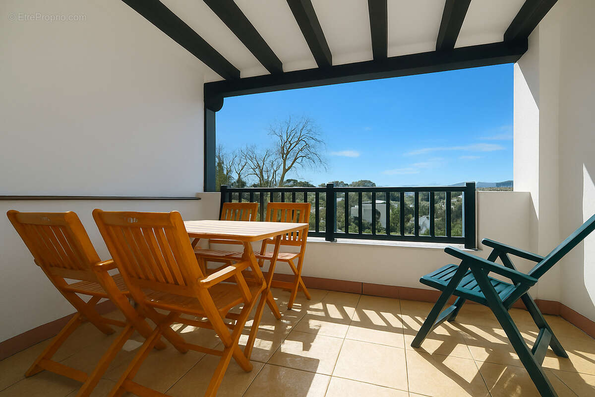 Appartement à CIBOURE