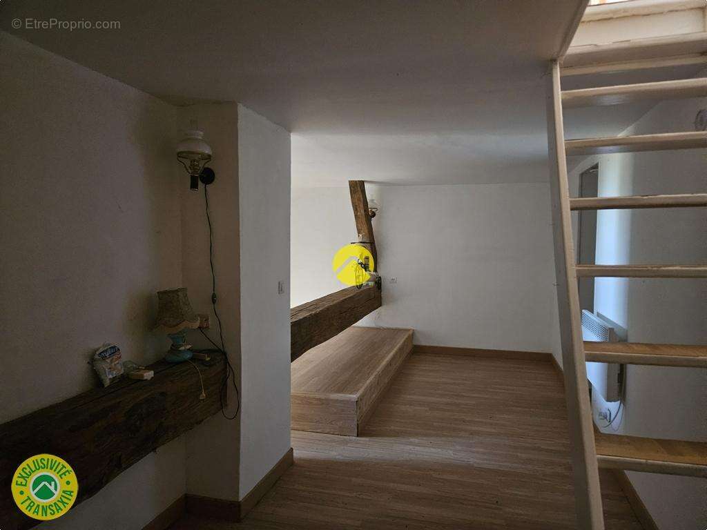 Maison à JUSSY-LE-CHAUDRIER