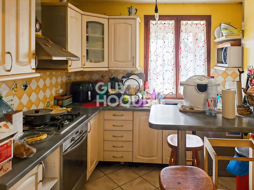 Maison à OZOIR-LA-FERRIERE