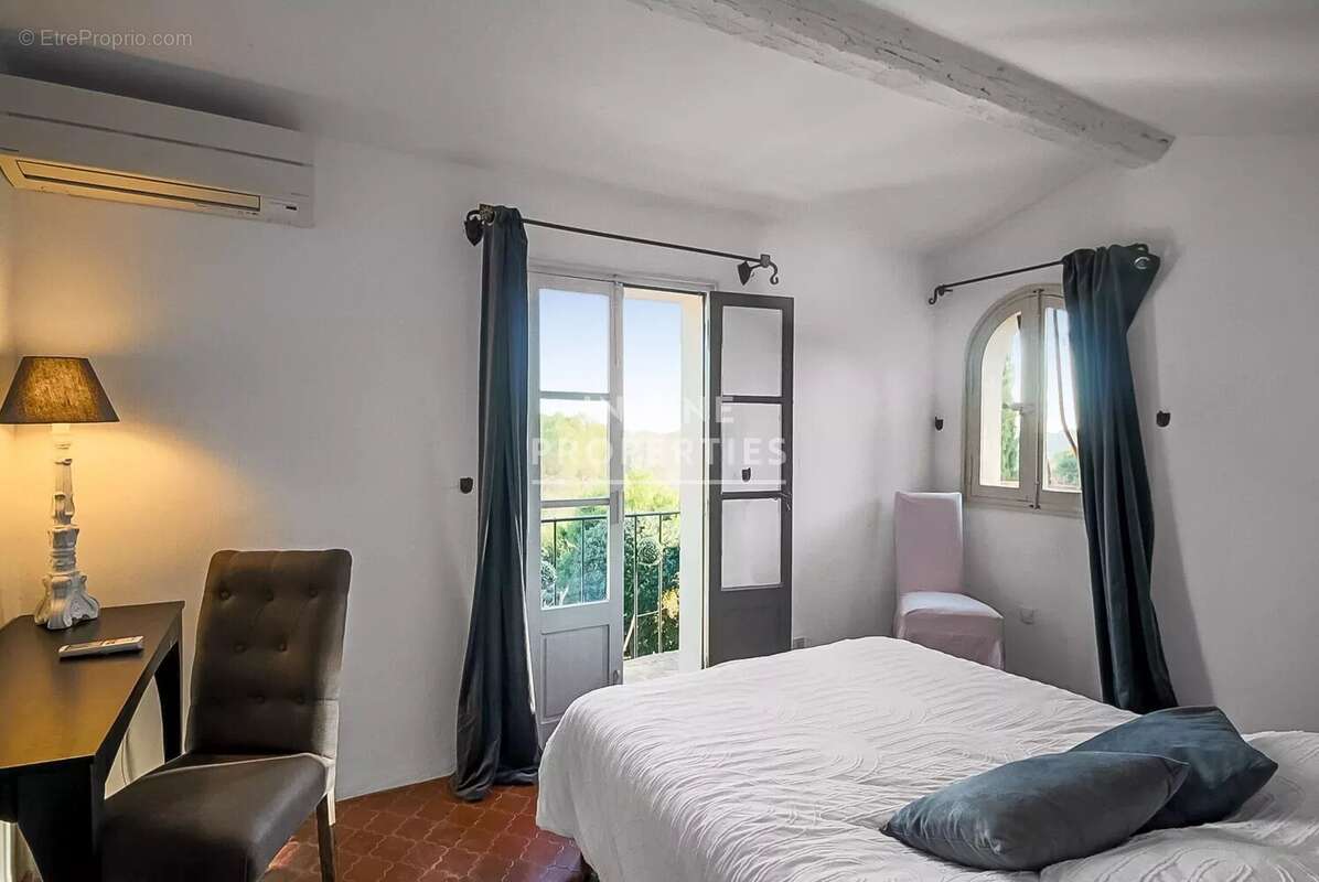 Maison à MOUANS-SARTOUX