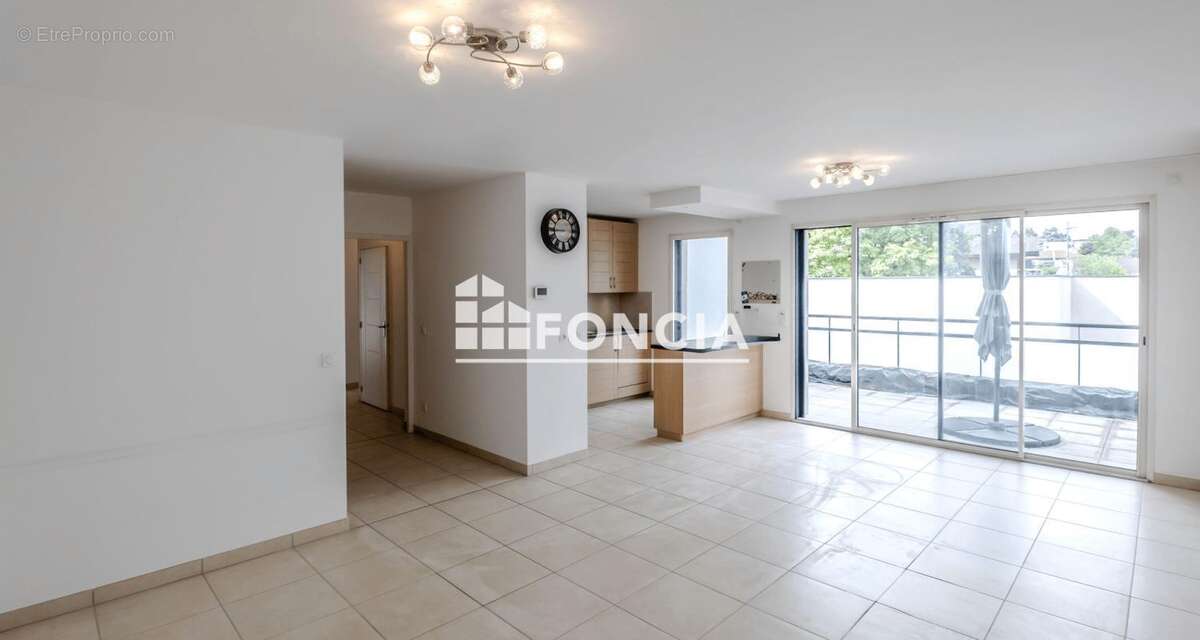 Appartement à SAINT-JULIEN-EN-GENEVOIS