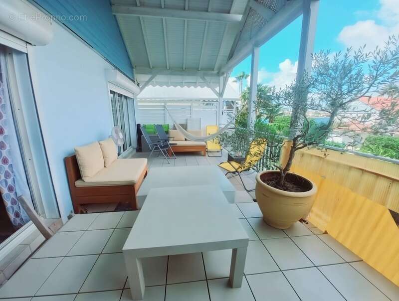 Appartement à LE MOULE