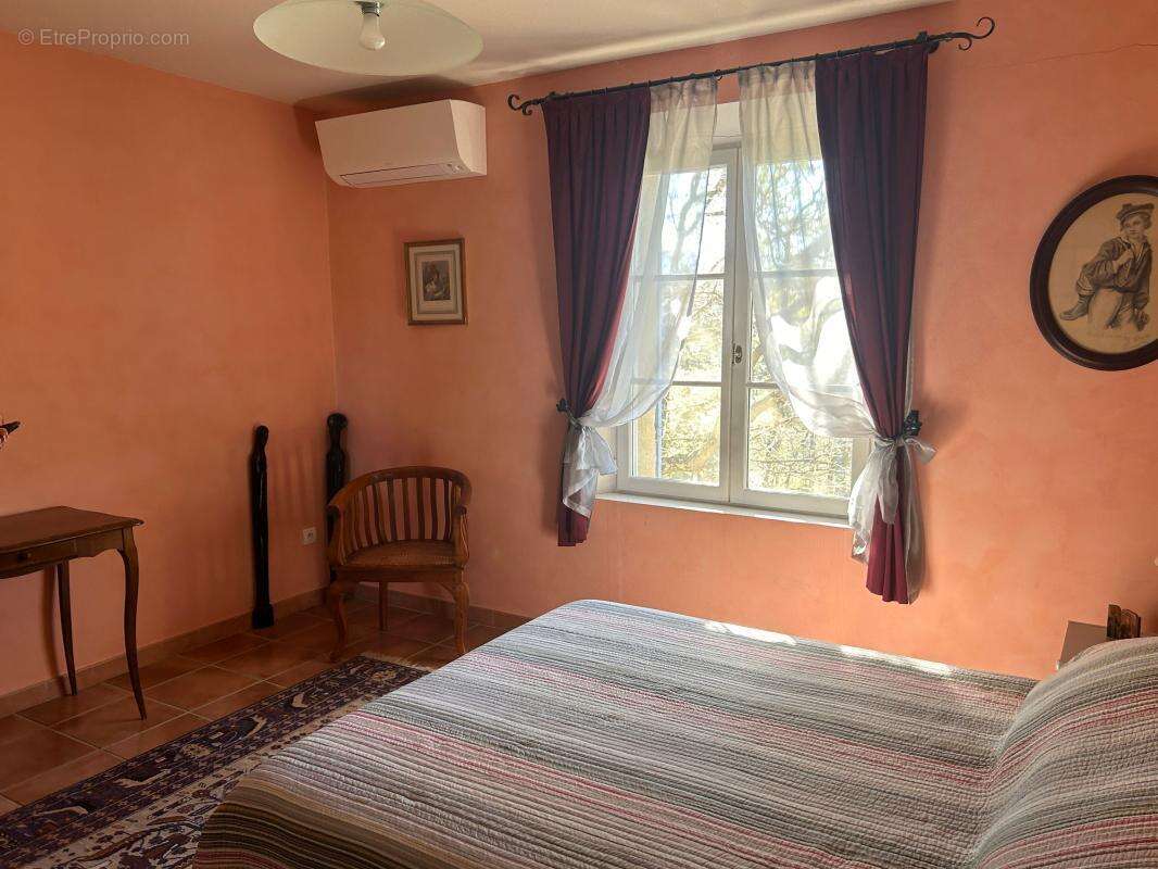 Maison à ENTRECHAUX