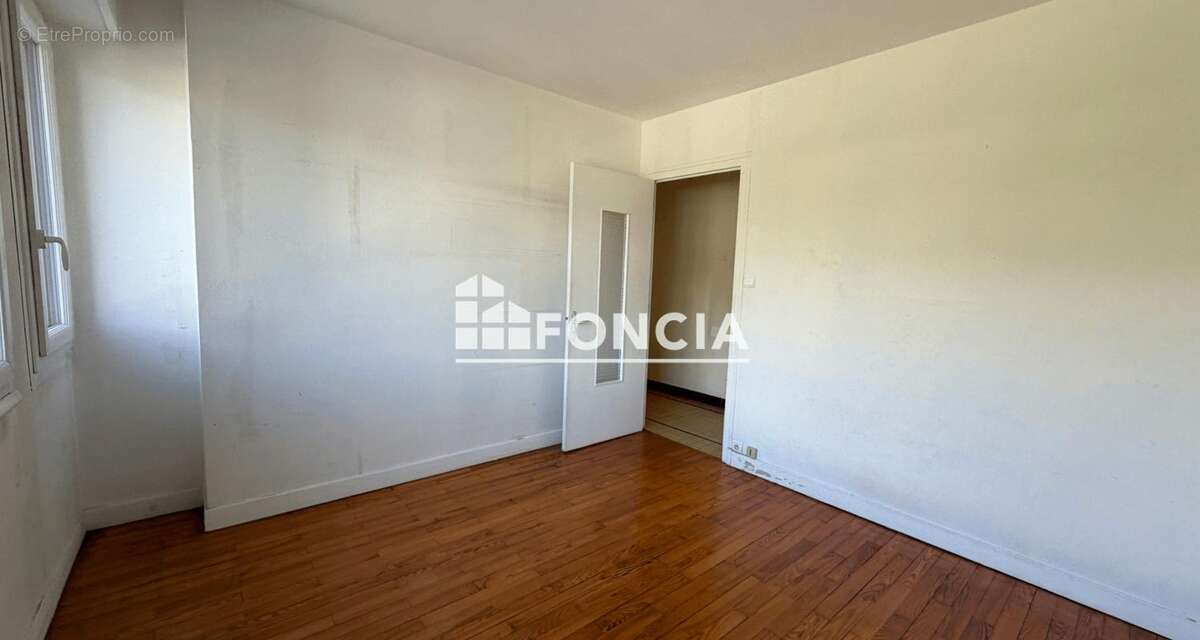À découvrir ! Appartement T2 avec balcon, cave et parking – Proche centre-ville - photo 9