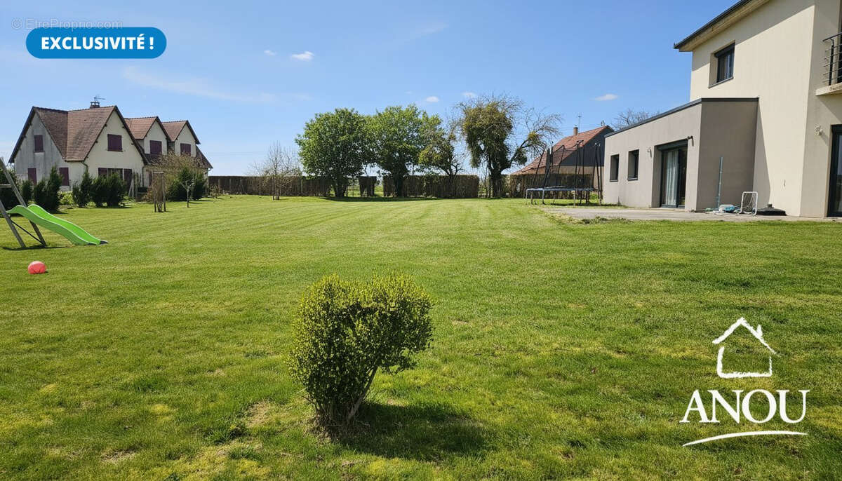 Maison à CHAPELLE-ROYALE