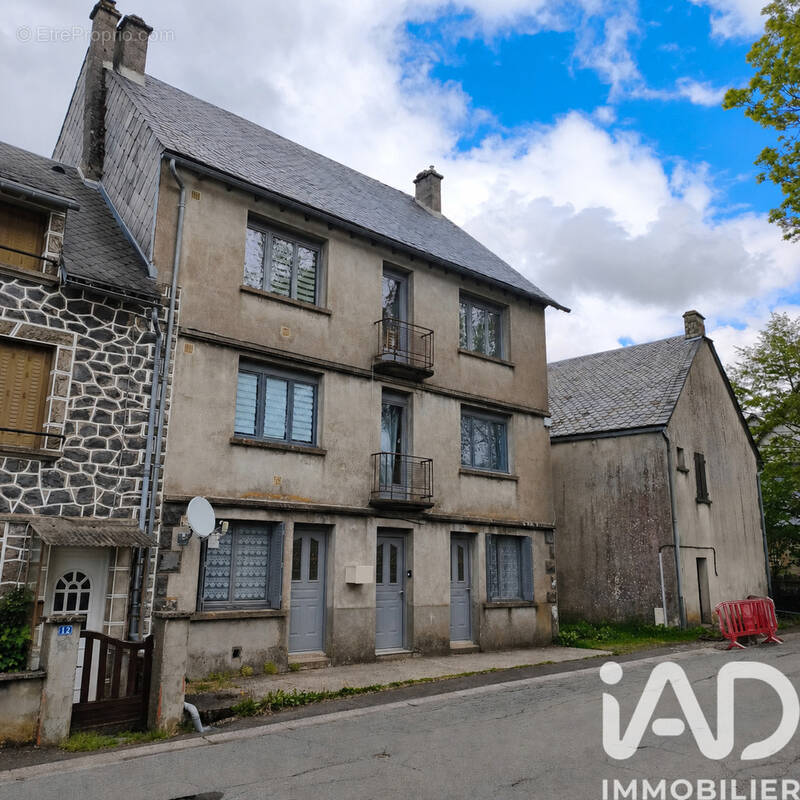Photo 1 - Maison à CHASTREIX
