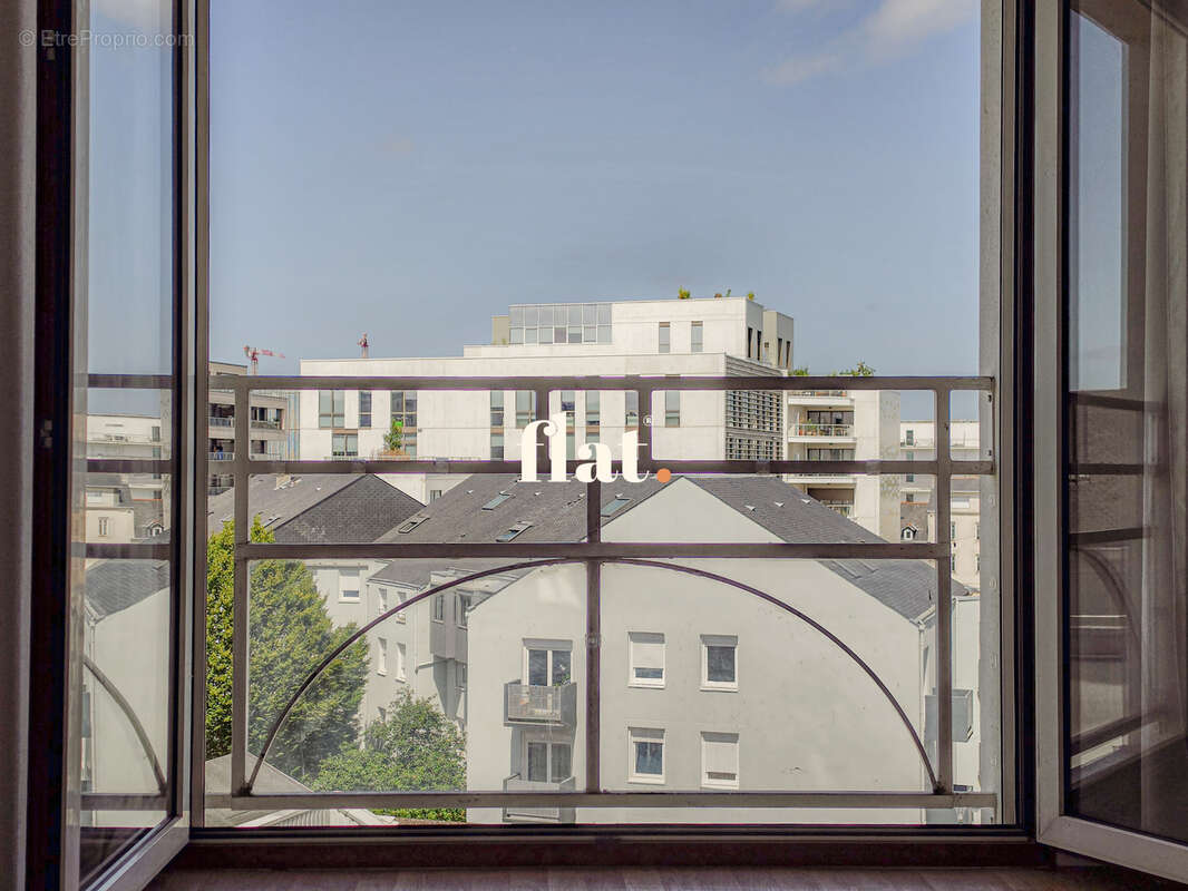 Duplex T2  54 m2/ 5e et dernier étage / Quai Magellan - photo 7