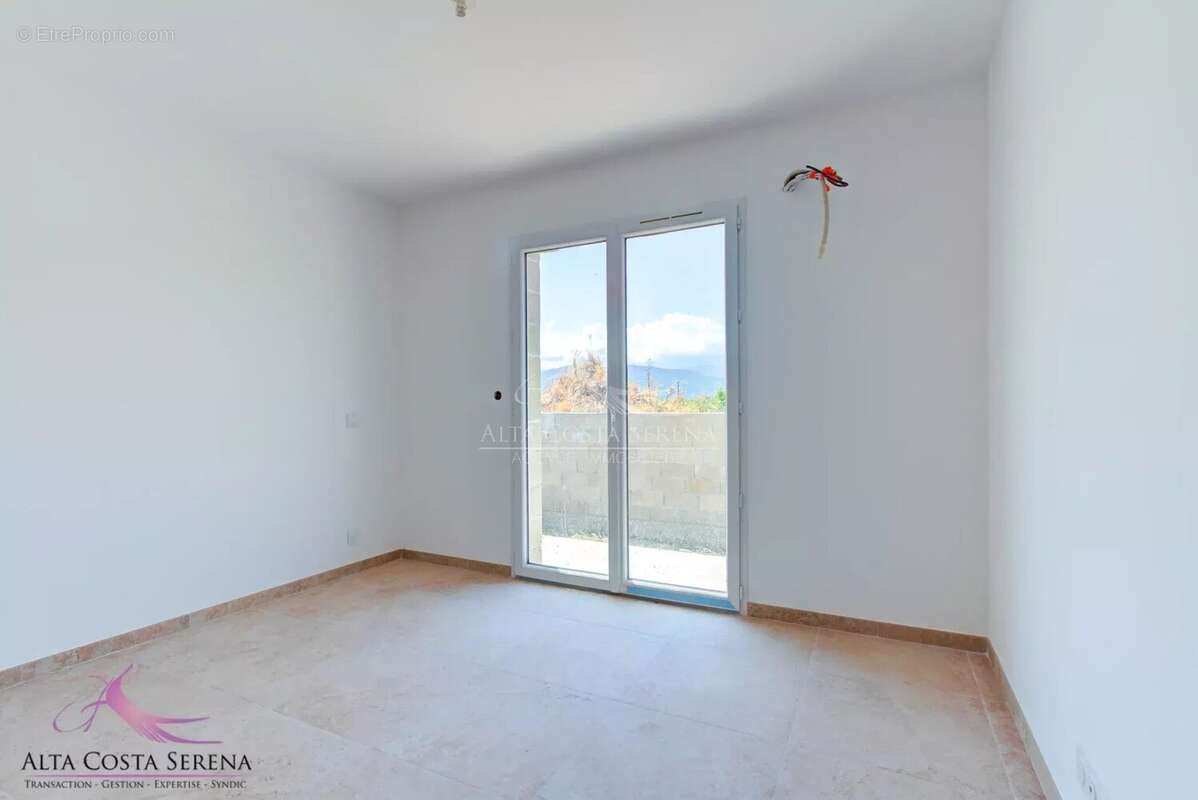 Villa T4 de 114 m² sur Ghisonaccia - photo 21