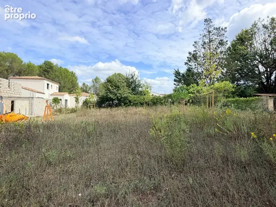 Photo Terrain à Peynier au prix de 266 000€
