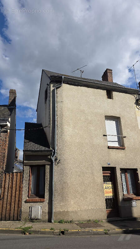 Maison à SAINT-CALAIS