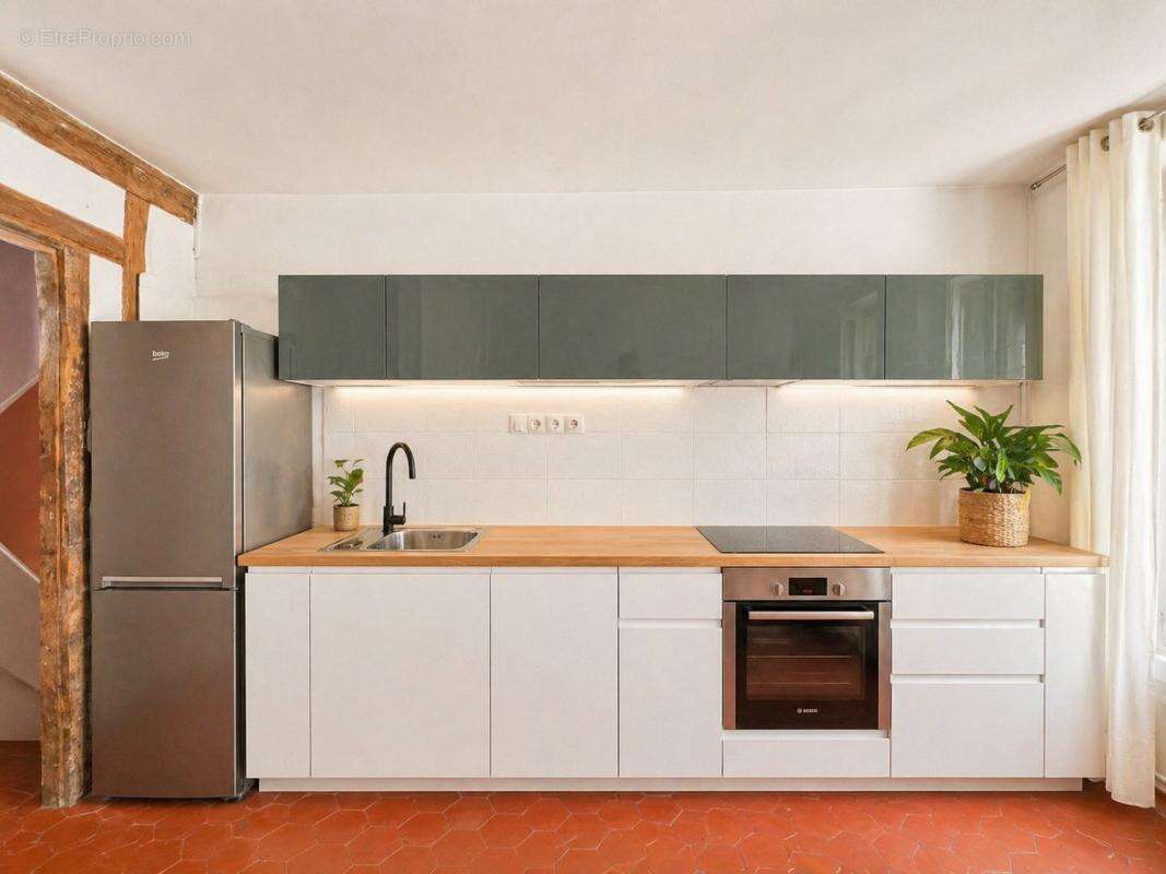 Appartement à PARIS-3E