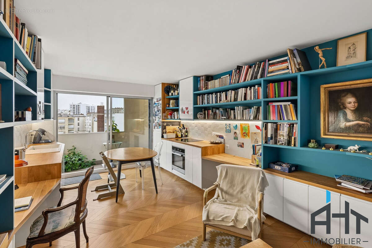 Appartement à PARIS-12E