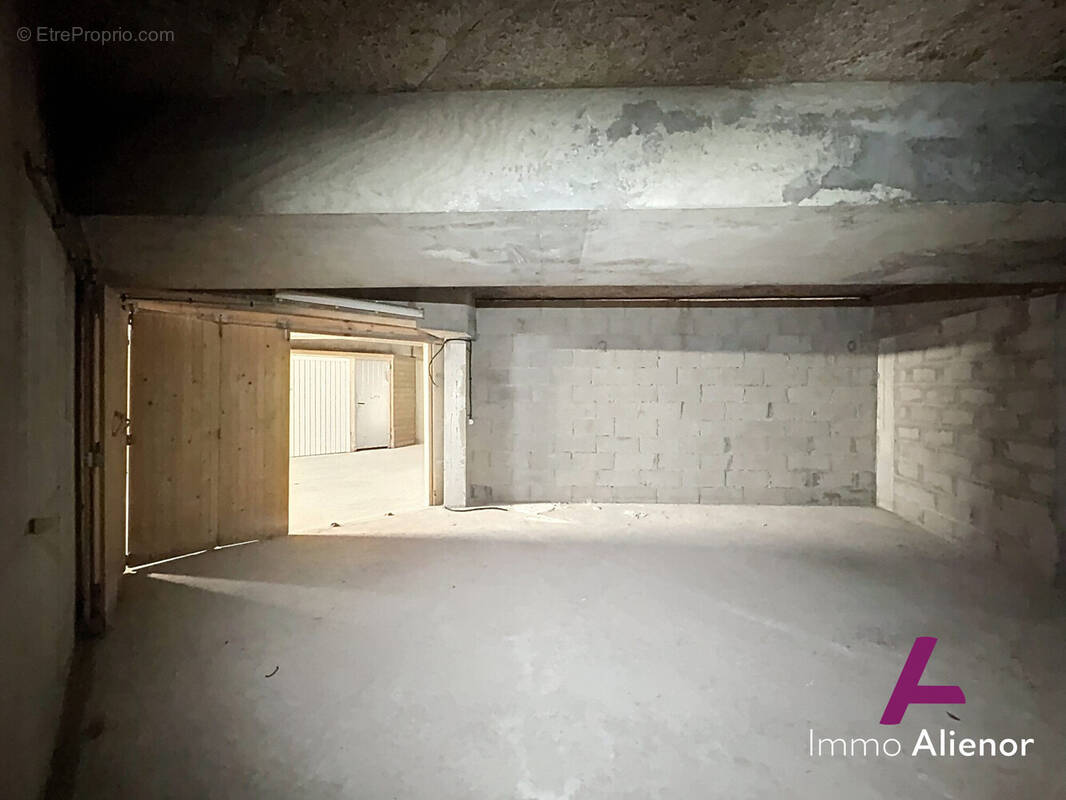 Parking à VIEUX-BOUCAU-LES-BAINS