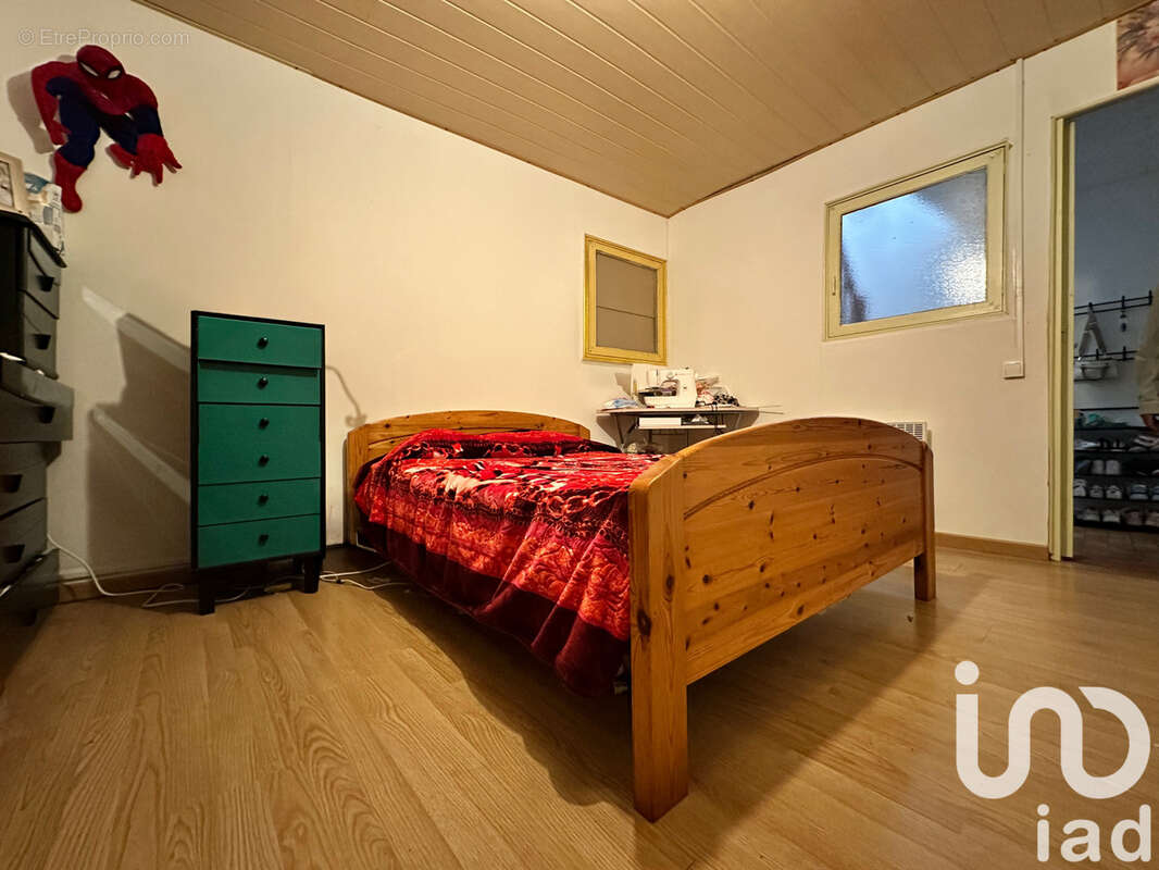 Photo 6 - Maison à VILLEMOLAQUE