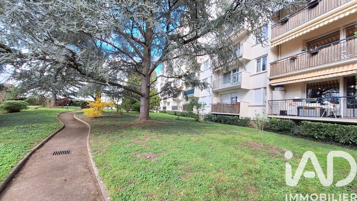 Photo 1 - Appartement à TASSIN-LA-DEMI-LUNE