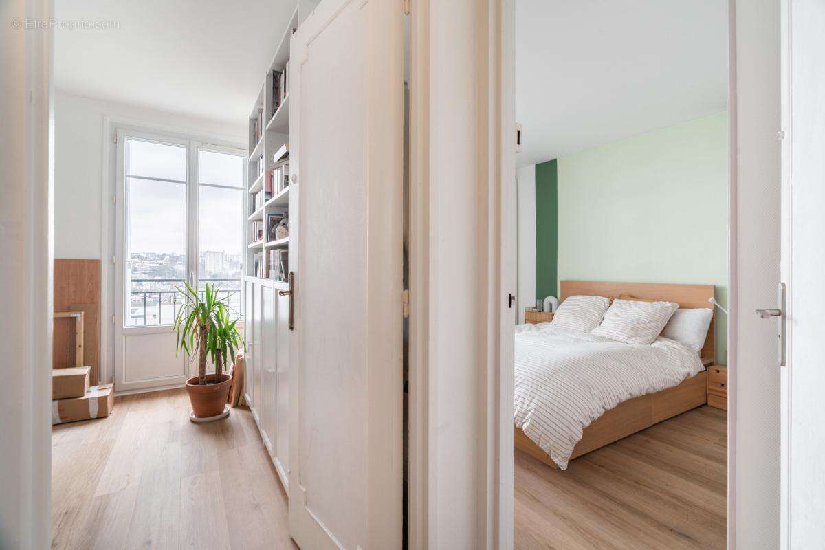 Appartement à IVRY-SUR-SEINE