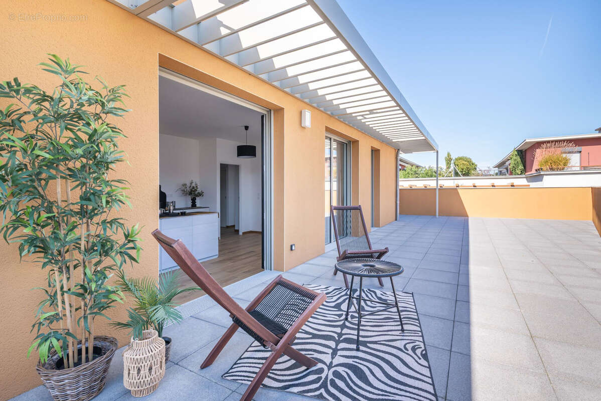 Appartement à TASSIN-LA-DEMI-LUNE