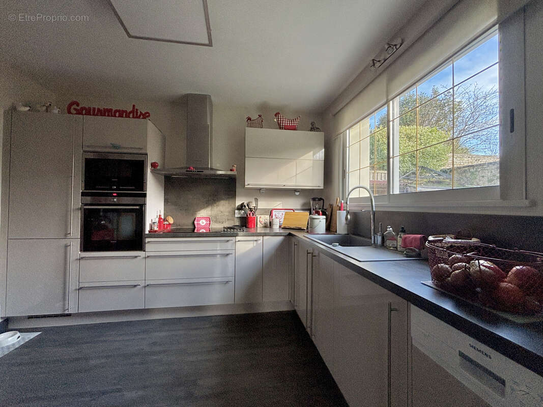 Maison à COLOMBIERS-SUR-SEULLES