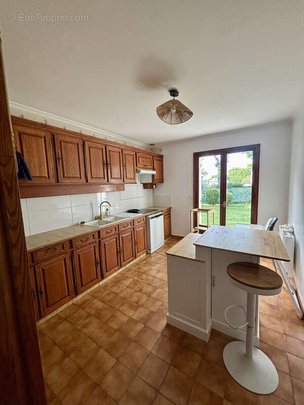 Maison familiale à Fouesnant, proche du bourg. - photo 5