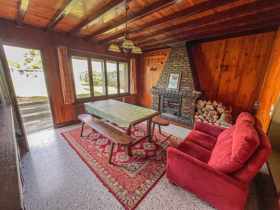 Maison à COIGNIERES