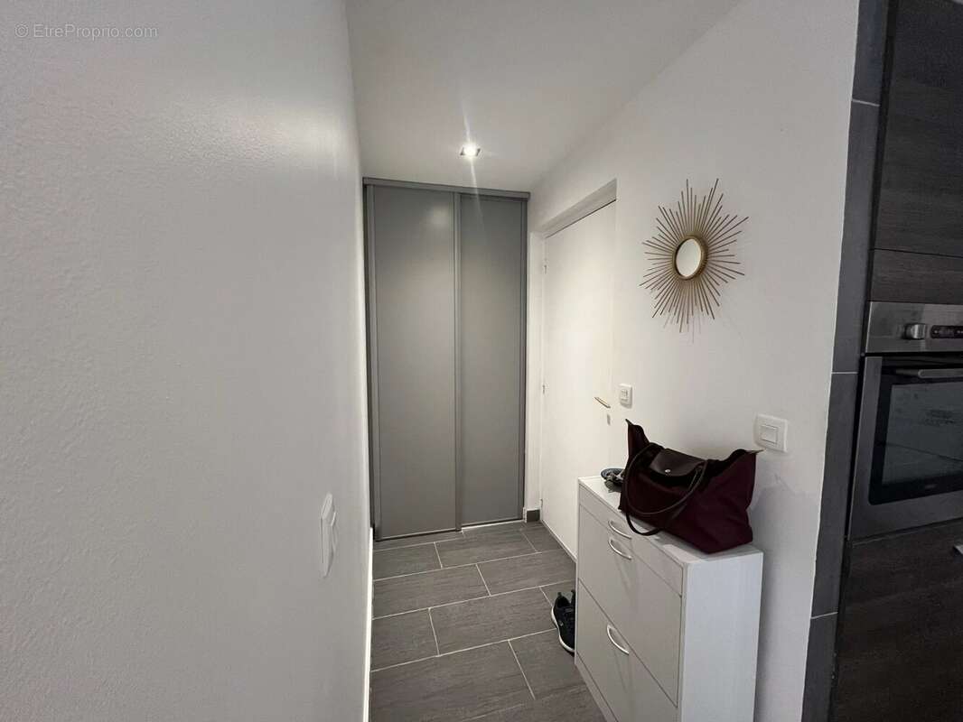 Appartement à DAMPIERRE-EN-YVELINES