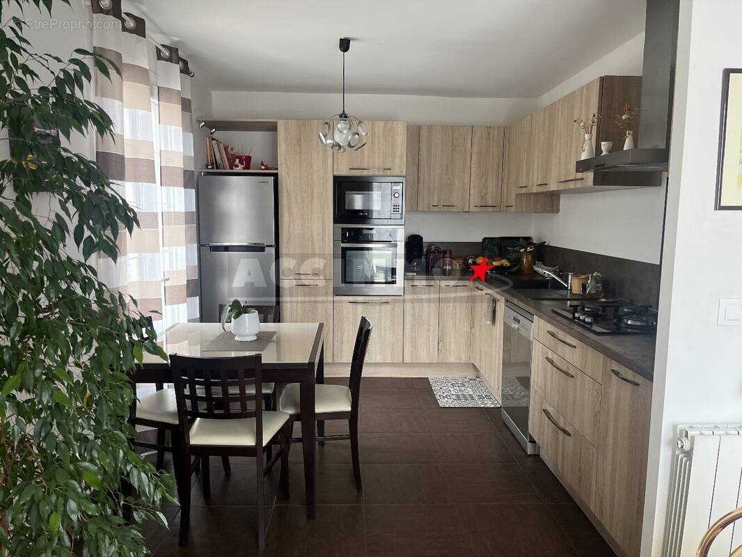 Maison à SAINT-ORENS-DE-GAMEVILLE