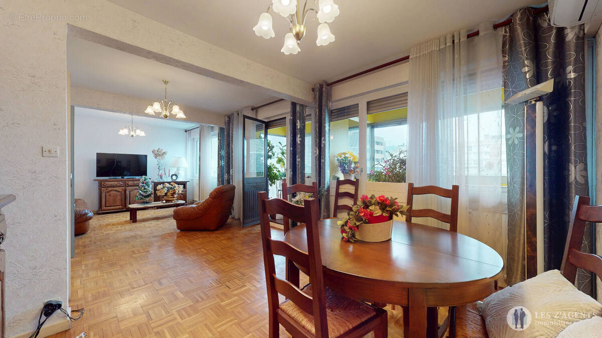 Appartement à ECHIROLLES