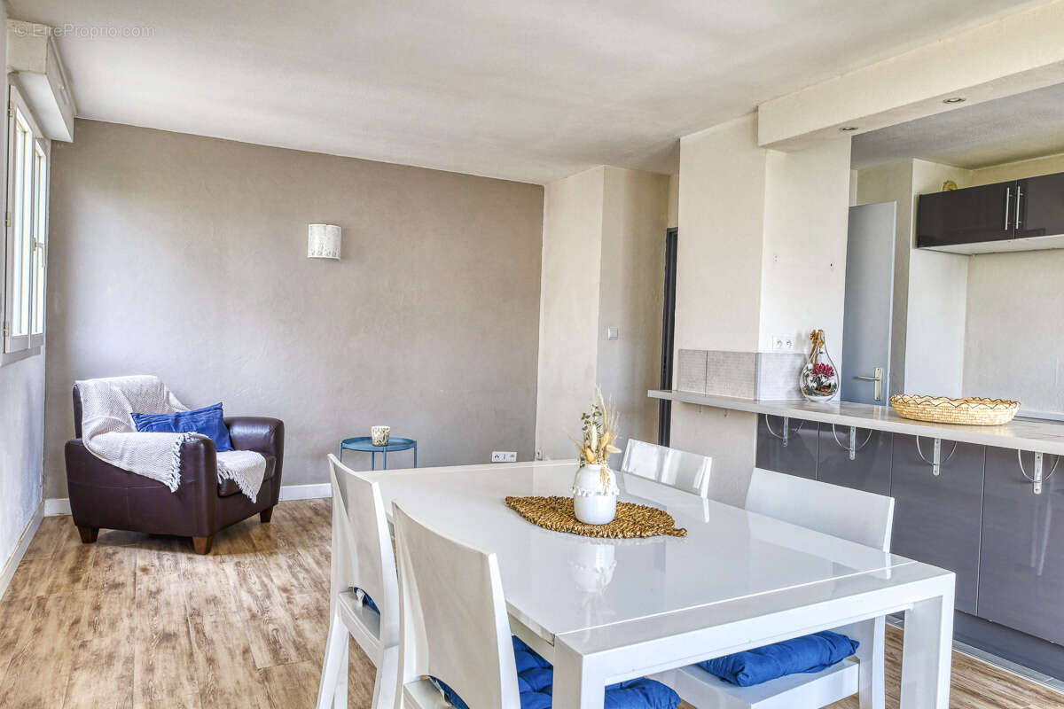 Appartement à AUBAGNE