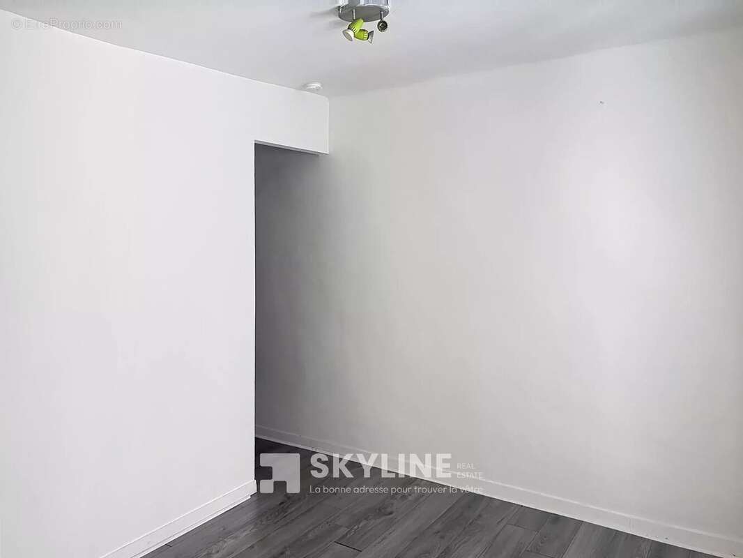 Appartement à MARSEILLE-7E