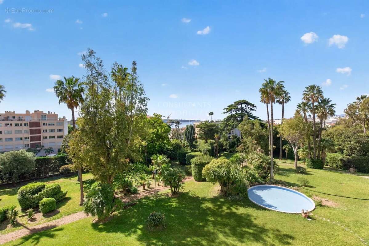 Appartement à CANNES