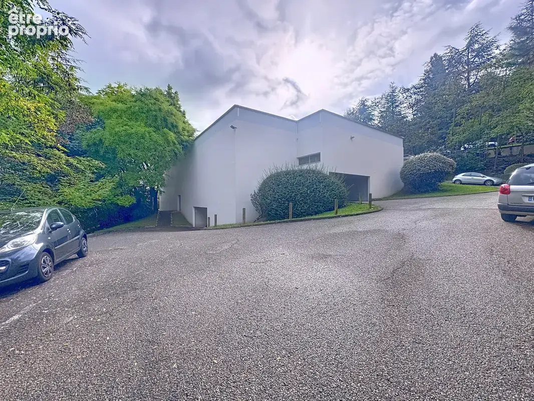 garage allée chantegrillet - photo 1