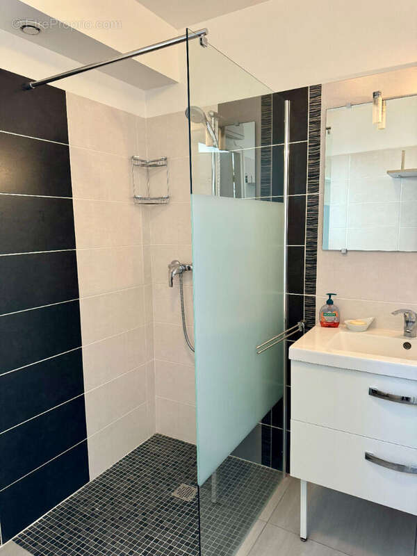 Appartement à SAUSSET-LES-PINS