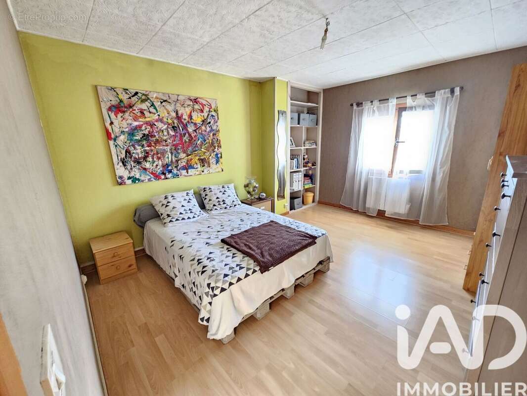 Maison 192 m² à Maligny  - photo 8