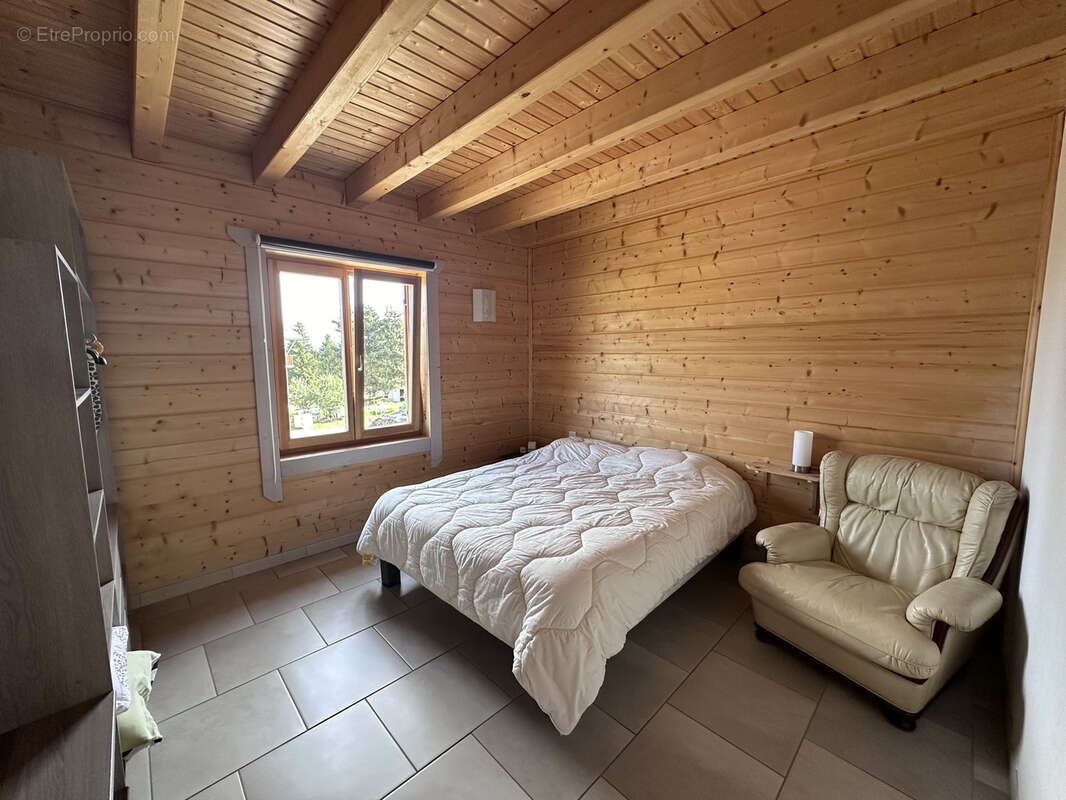 Maison à ALBIEZ-MONTROND